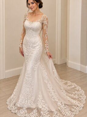 New Elegant Long-Sleeve Lace Mermaid Wedding Dress, NWOT, Size 8